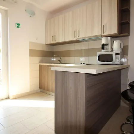 Hundefreundliches Nur 600 Meter Zum Mit Garten Und Grill Apartment *