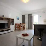 Apartment Hundefreundliches Nur 600 Meter Zum Mit Garten Und Grill Porec