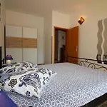 Hundefreundliches Nur 600 Meter Zum Mit Garten Und Grill Apartment Porec