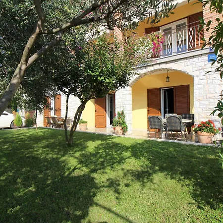 Apartman Hundefreundliches Nur 600 Meter Zum Mit Garten Und Grill *